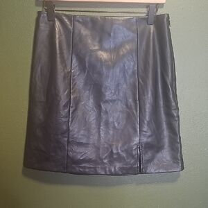 LOFT Black Faux Leather‎ Mini Skirt size 6P